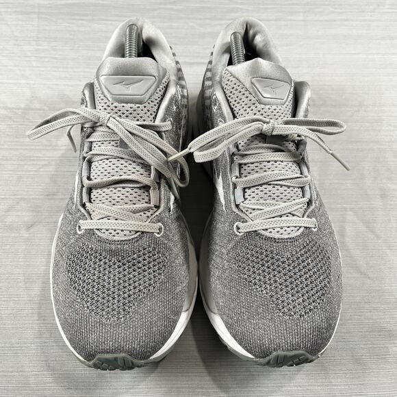 Mizuno Wave Sky 2 Women’s Size 11 Running Shoes Gray Jogging Sneakers - Picture 3 of 6